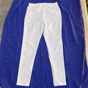 VENUS White Stretch Straight Leg High-Rise 5-pocket Jeans - size 8R in EUC